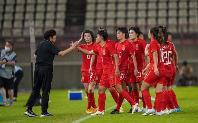 紧张激烈：女足赛事中球队实力对决的简单介绍