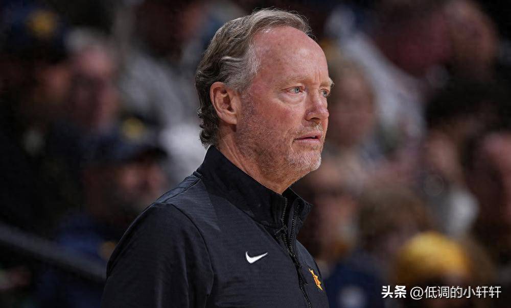 包含NBA球队主帅因失利被解职，管理层面临挑战的词条