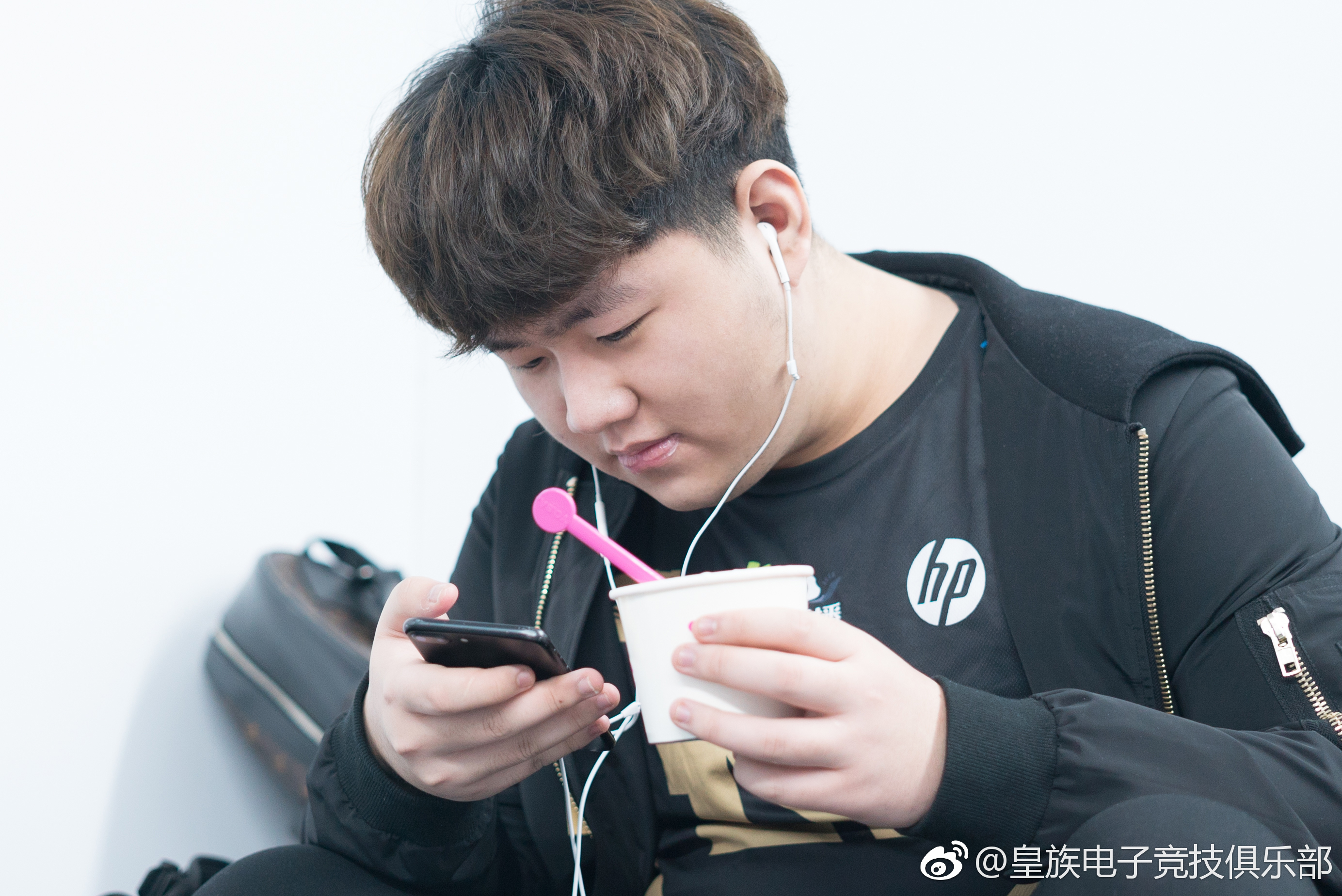 开云体育官网-关于战火不熄：女足选手永不言弃的信息
