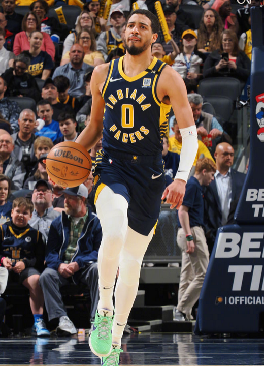 关于步行者主场不敌小牛遭遇两连败的信息