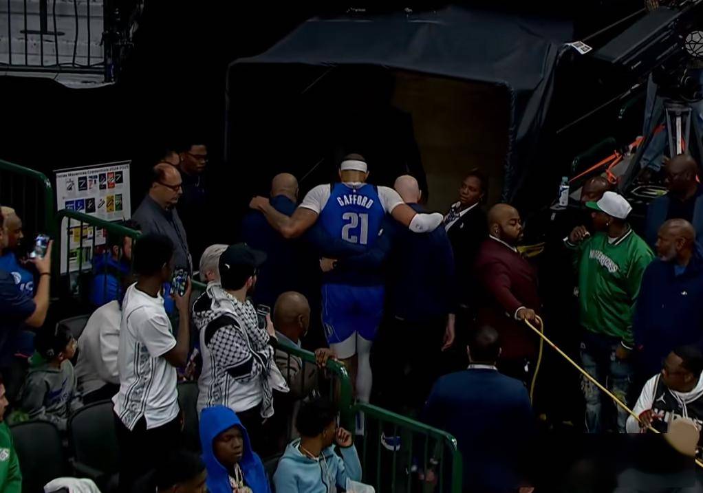 关于开拓者不敌独行侠再遭重创的信息