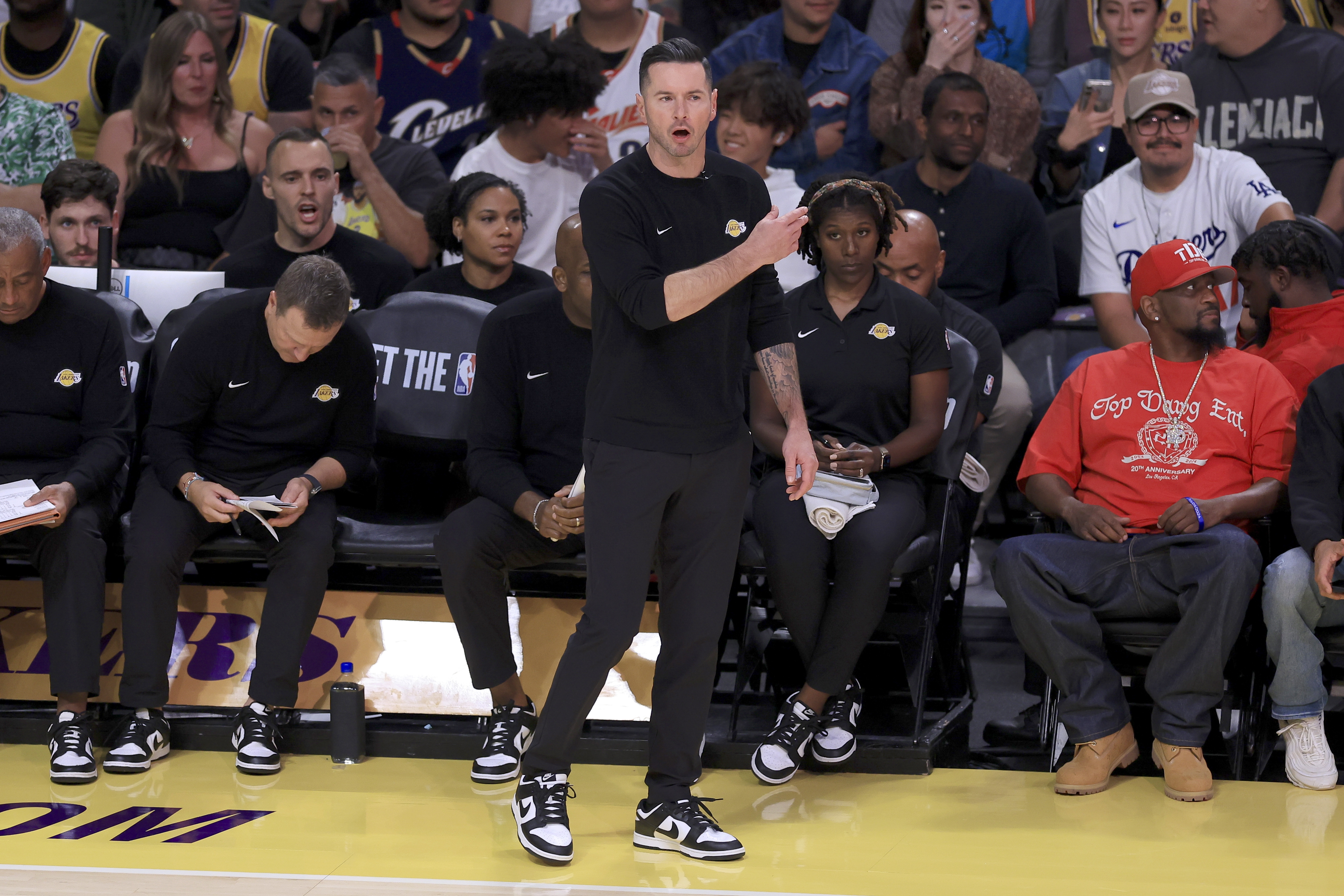 开云体育官方网站-湖人击败国王，取得四连胜