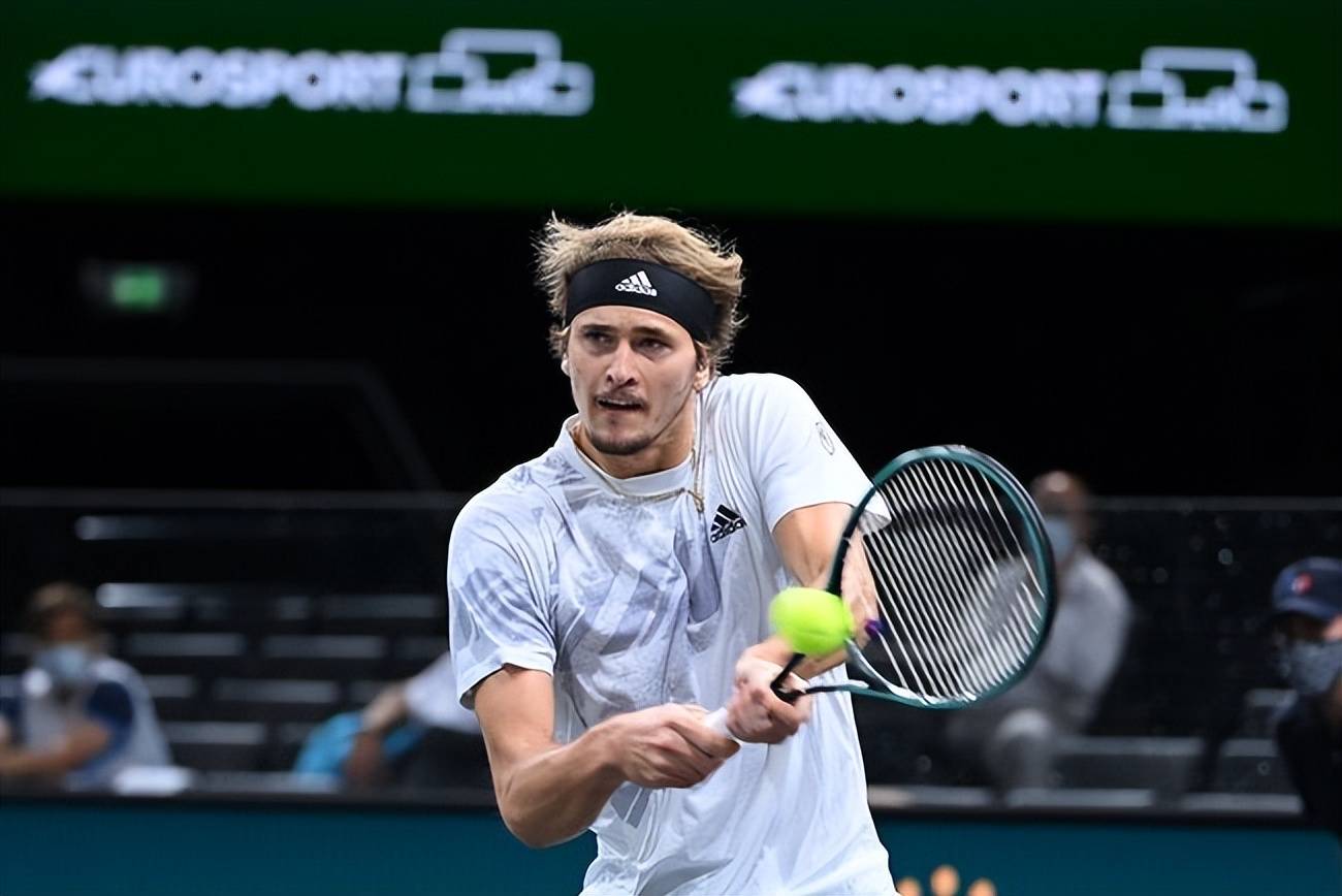 开云体育平台APP-关于日本网球队力克意大利网球队，兹维列夫打破历史纪录的信息