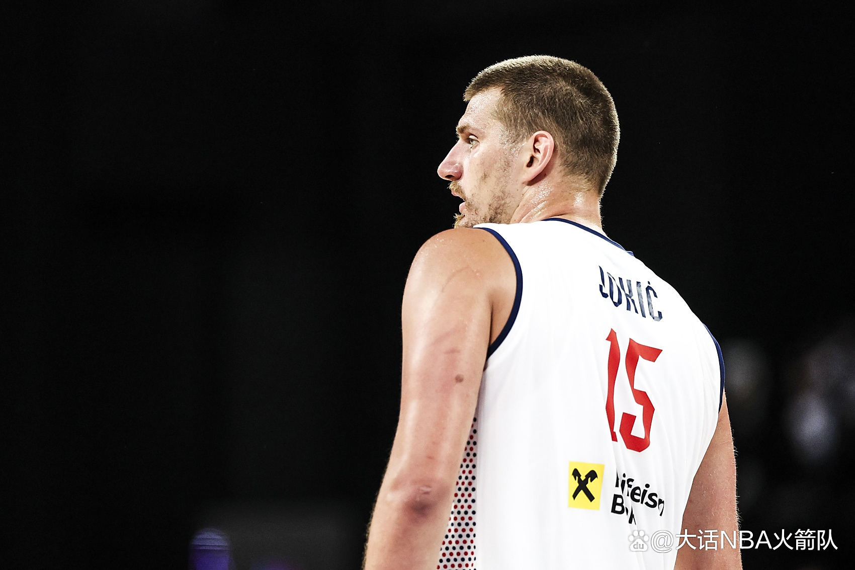 开云体育APP下载-广州队横扫上海队，约基奇刷新纪录