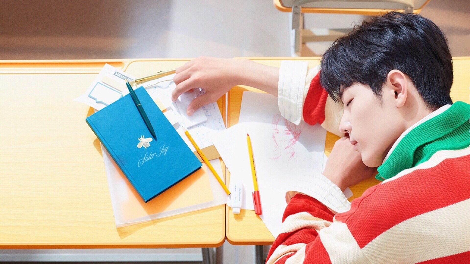 开云平台-欧冠决赛之夜,当威尔士惊雷劈落多特蒙德,亚洲王子李刚仁的封神时刻