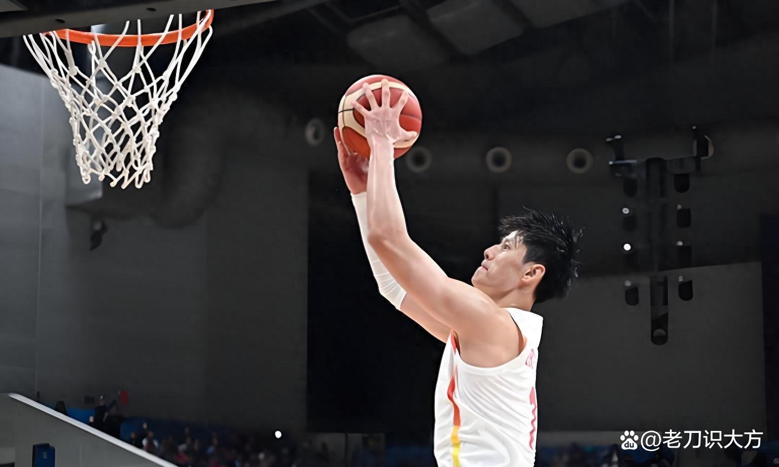 开云体育入口-开拓者对阵北京队,戈贝尔压力下完成爆发